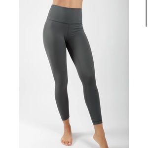 Large sage leggings